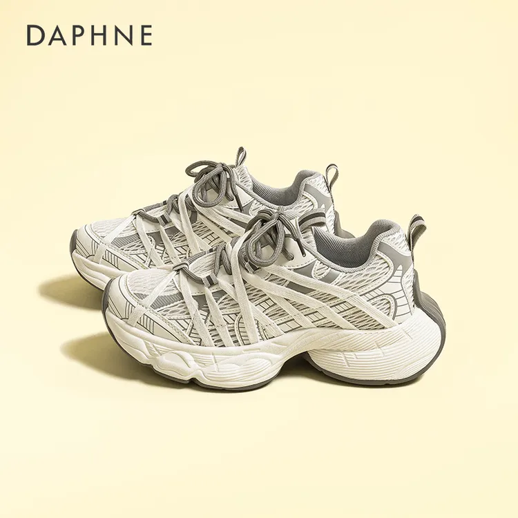 Daphne/达芙妮网面透气轻便运动鞋子2025夏季新款厚底老爹鞋女款