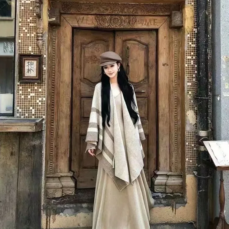 韩系独特长袖针织底连衣裙女士2025年秋冬新款披肩时尚气质两件套