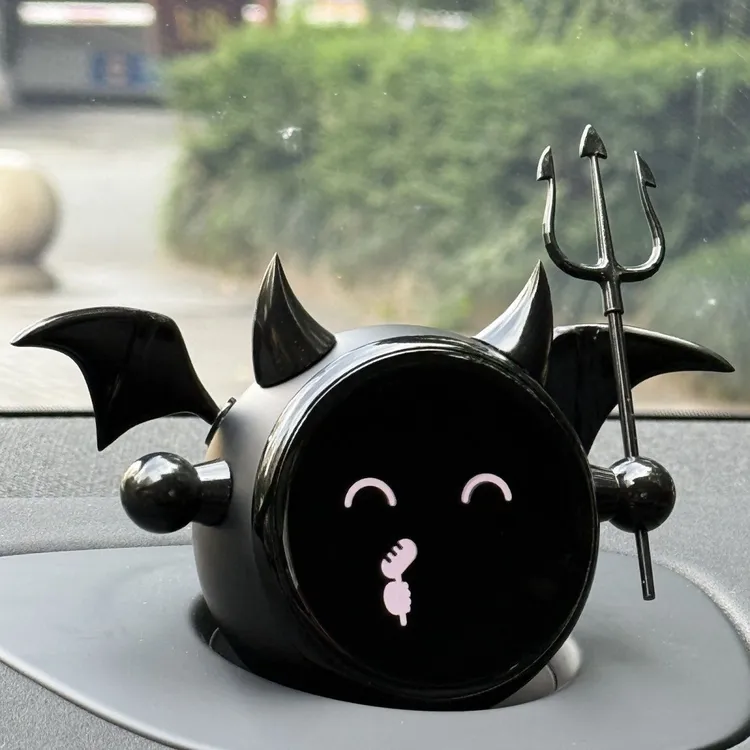新款nomi装饰蔚来专用小恶魔帽子皮肤可爱礼物汽车中控卡通