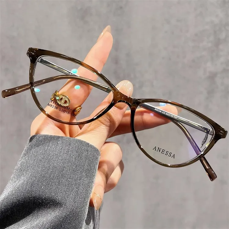超轻钛架猫眼防蓝光眼镜女方圆脸素颜平光高颜值显脸小近视变色镜