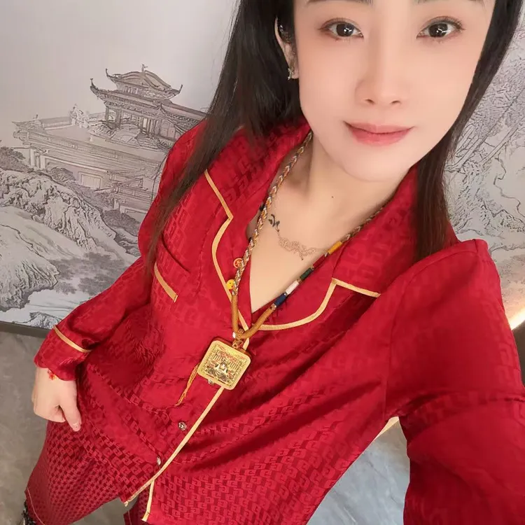 8351/8352 家居服