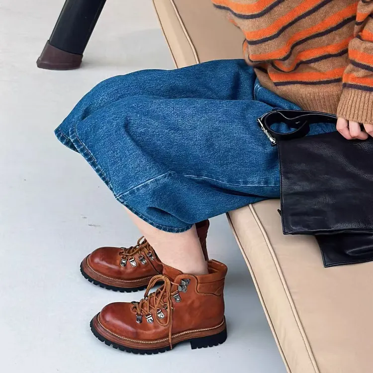 mantova曼托瓦山脉之光水洗马皮做旧工装马丁靴米其林底休闲复古