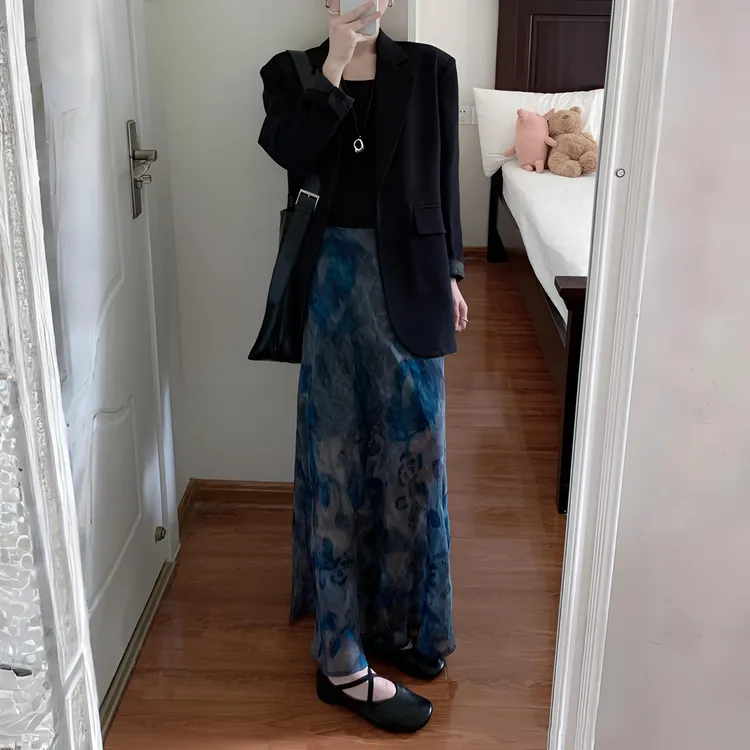 2025秋季新款黑色西装外套叠穿印花半身裙套装复古新潮风显瘦