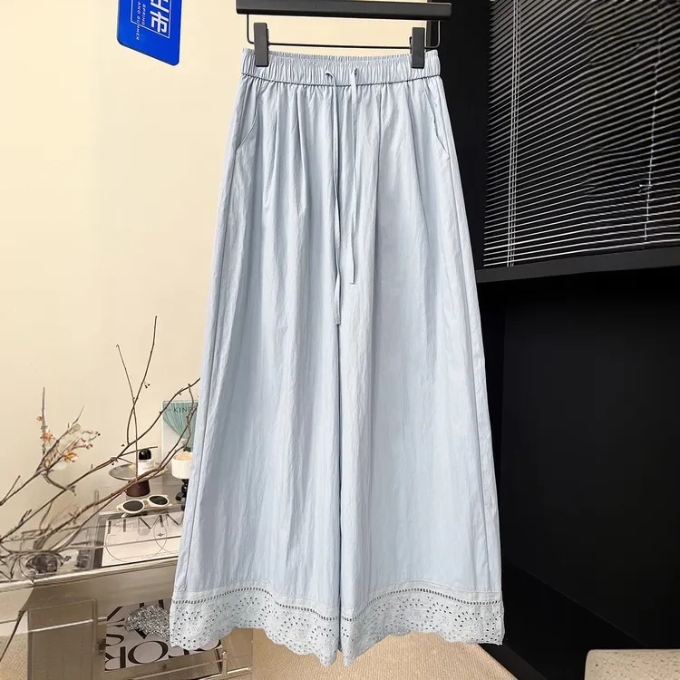 欧货高端下摆蕾丝花边直筒阔腿裤2025夏季新款减龄蓝色休闲长裤子
