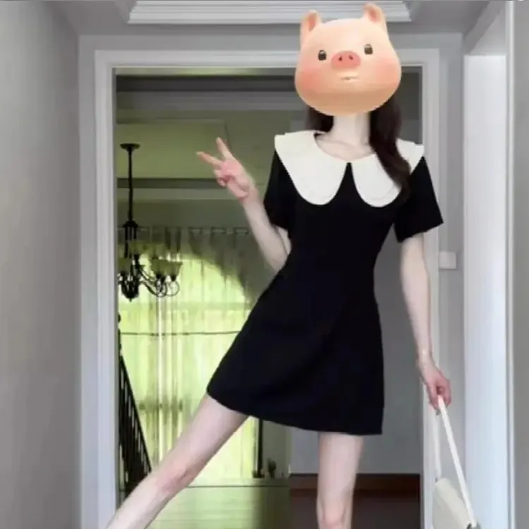 小香风高级感气质小众设计超好看黑色赫本风娃娃领连衣裙子D1427