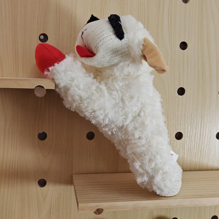 可爱柔软发声小羊狗狗陪伴玩具幼犬毛绒玩偶宠物发声消耗精力玩具