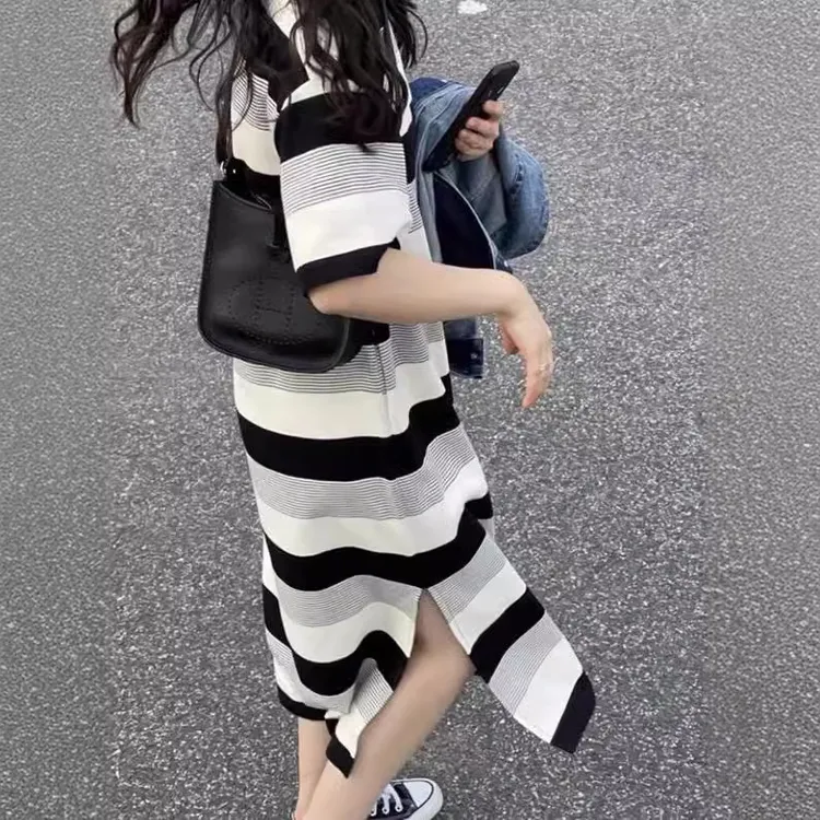 夏季短袖韩版显瘦遮肉条纹连衣裙炸街撞色宽松休闲中长款开叉裙子