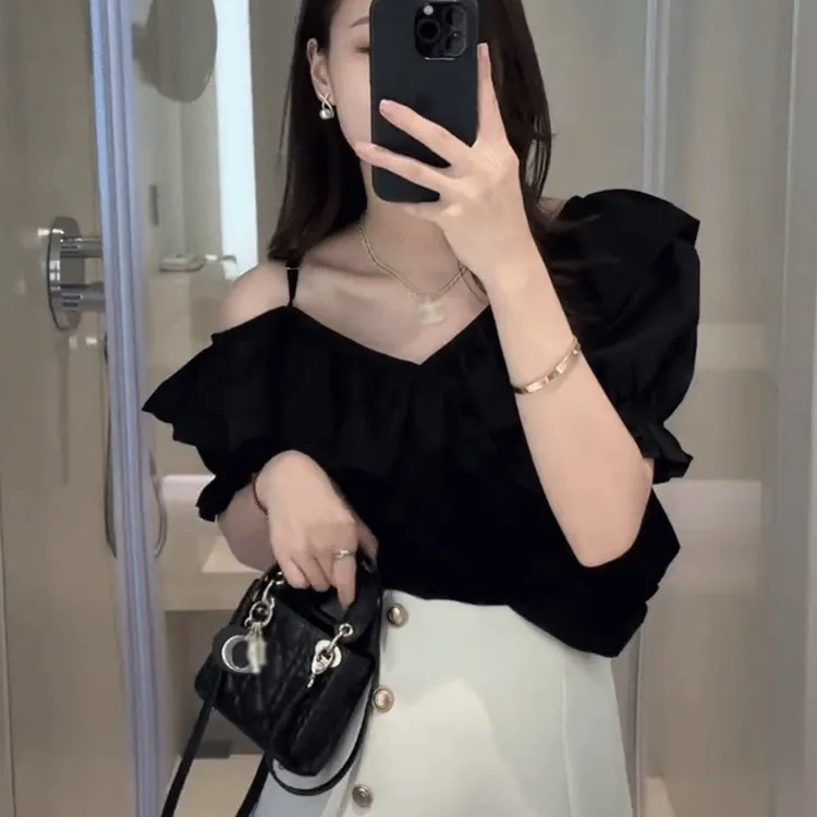 2025荷叶边韩版简约吊带露肩短袖衬衫上衣女洋气减龄夏季新款衬衣