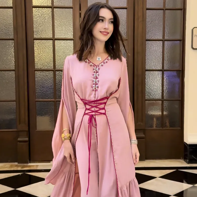 Mastuk studio 中东外贸迪拜服饰muslim时尚长袍缝钻