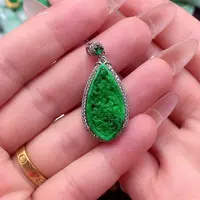翡翠银S925镶嵌颈饰翡翠