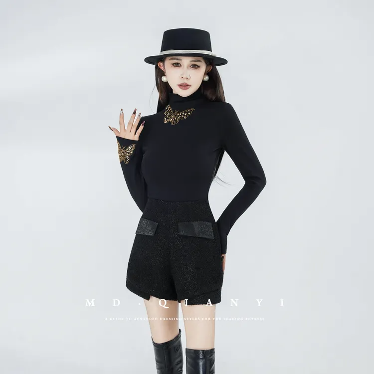 MD定制·杨千亿【蝶影花期】2025冬新款时尚气质显瘦保暖打底上衣