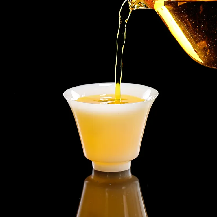 国潮新款冰种璞玉茶杯白瓷品茗杯茶碗个人杯家用德化陶瓷茶道用具