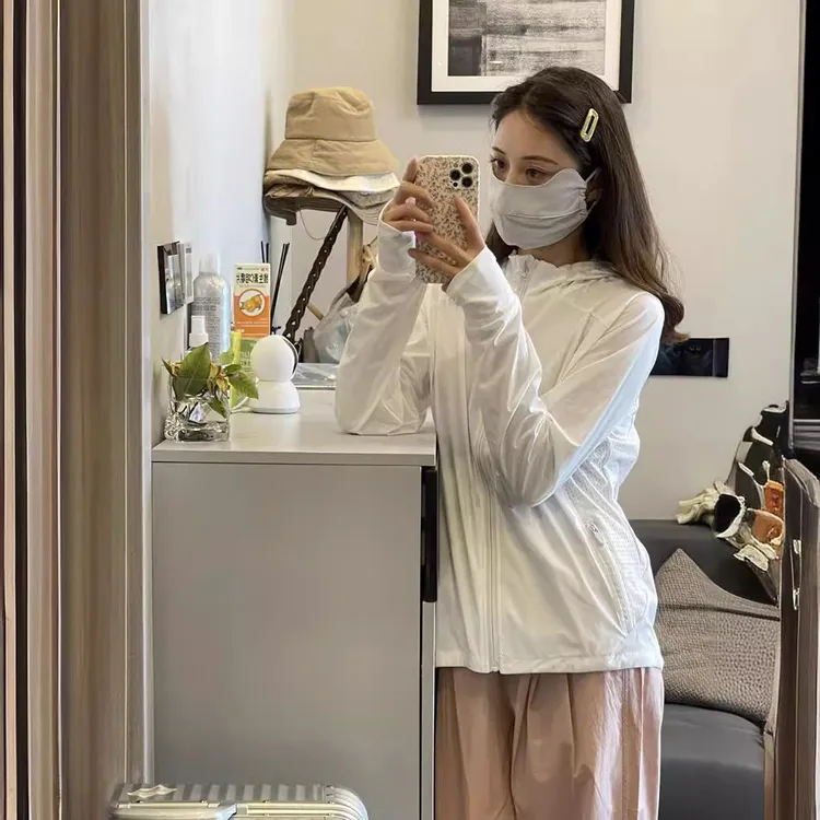 正肩冰丝防晒衣女外穿2025新款夏季防紫外线薄款透气宽松防晒服