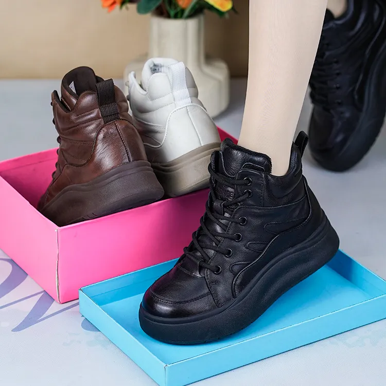 新NP51326秋冬新款真皮女厚底单加绒短靴头层牛皮圆头系带面包靴