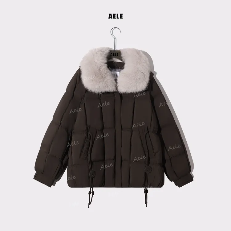 AELE拉链平驳领女狐狸毛大毛领休闲保暖鹅绒羽绒服 Y855 5010 AD