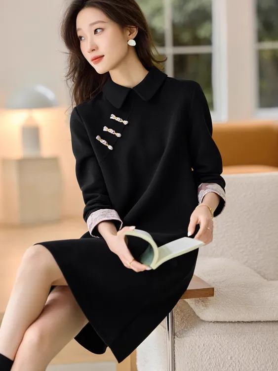 新中式国风卫衣连衣裙女春秋新款翻领宽松遮肚拼接设计休闲中长裙