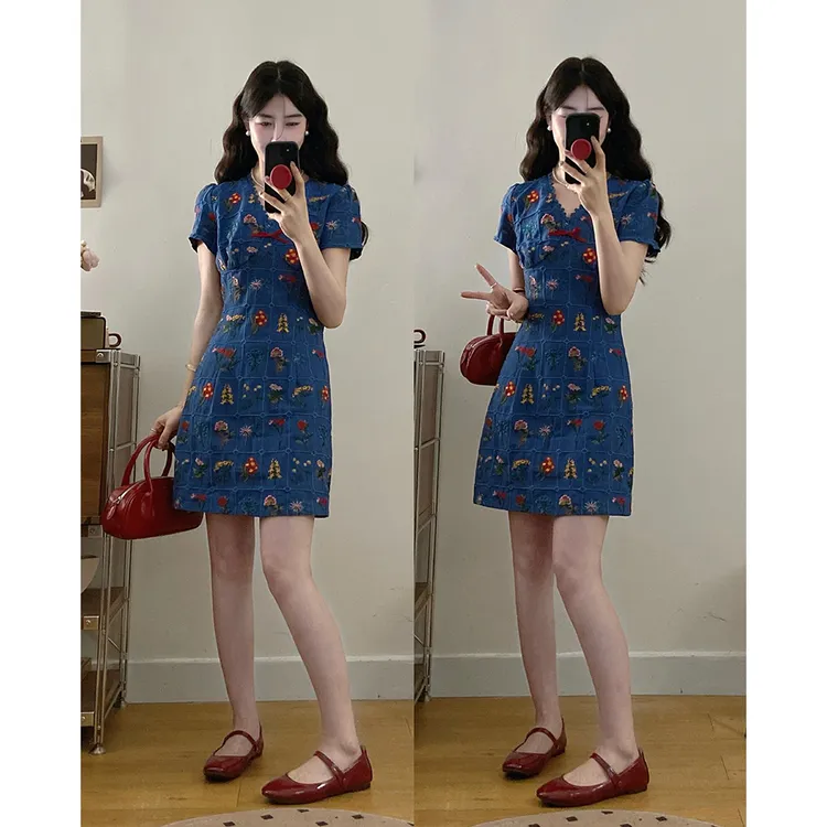 大码夏季新款法式V领重工花朵刺绣牛仔短袖收腰连衣裙