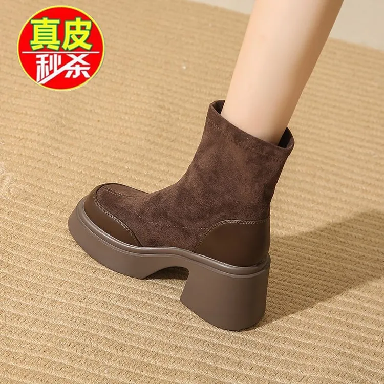品牌断码真皮英伦风靴子秋冬英伦风粗跟瘦瘦靴中筒厚底春秋马丁靴