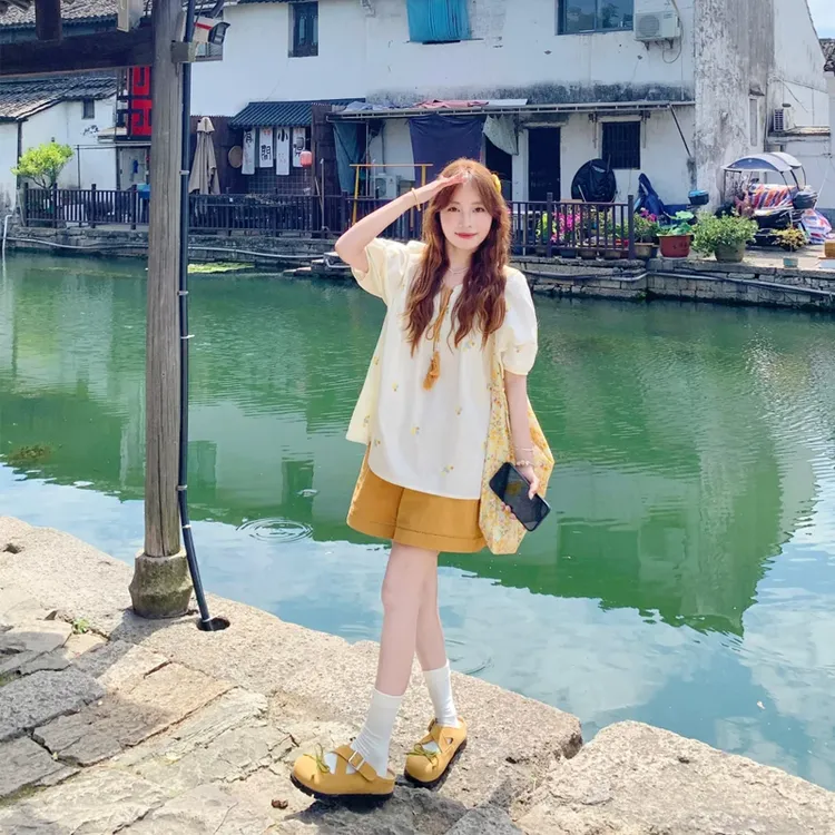 韩系穿搭套装女2025夏季新款宽松系带短袖衬衫高腰休闲短裤两件套