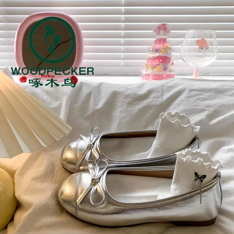 啄木鸟法式蝴蝶结银色芭蕾舞鞋女夏2025新款配裙子jk玛丽珍小皮鞋