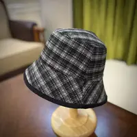 帽子格子秋季短檐盆帽女士冬季格纹渔夫帽黑白法式