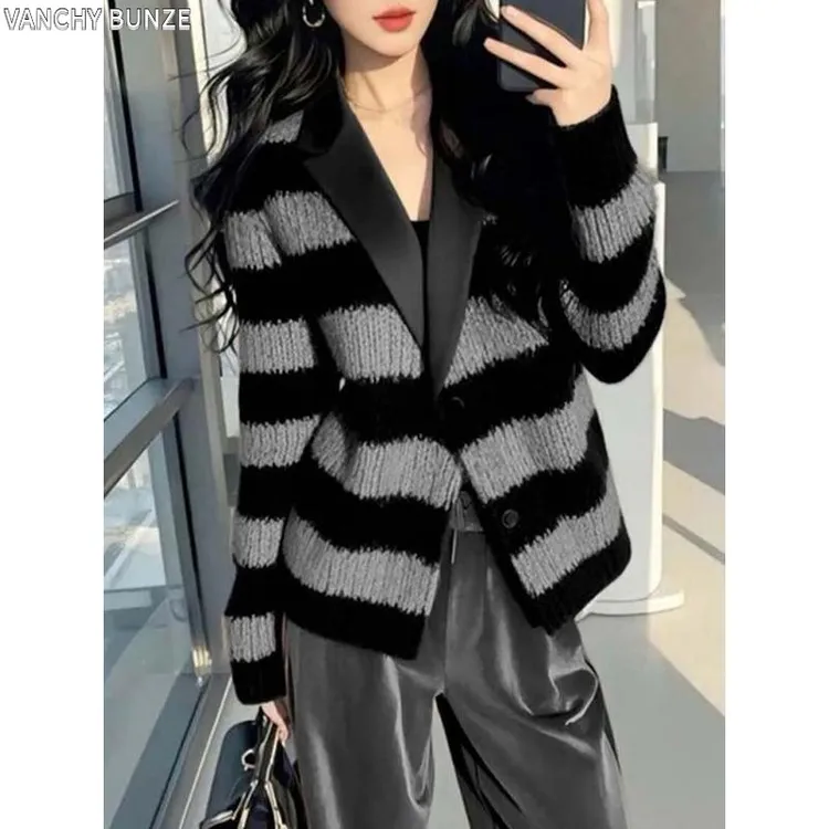BUNZE高级感灰色条纹毛衣外套女2025秋冬新款气质减龄休闲针织衫
