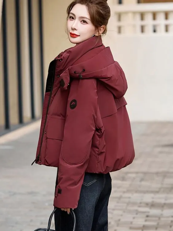 羽绒服女短款宽松大码2025冬新款时尚高端小个子设计感白鸭绒外套