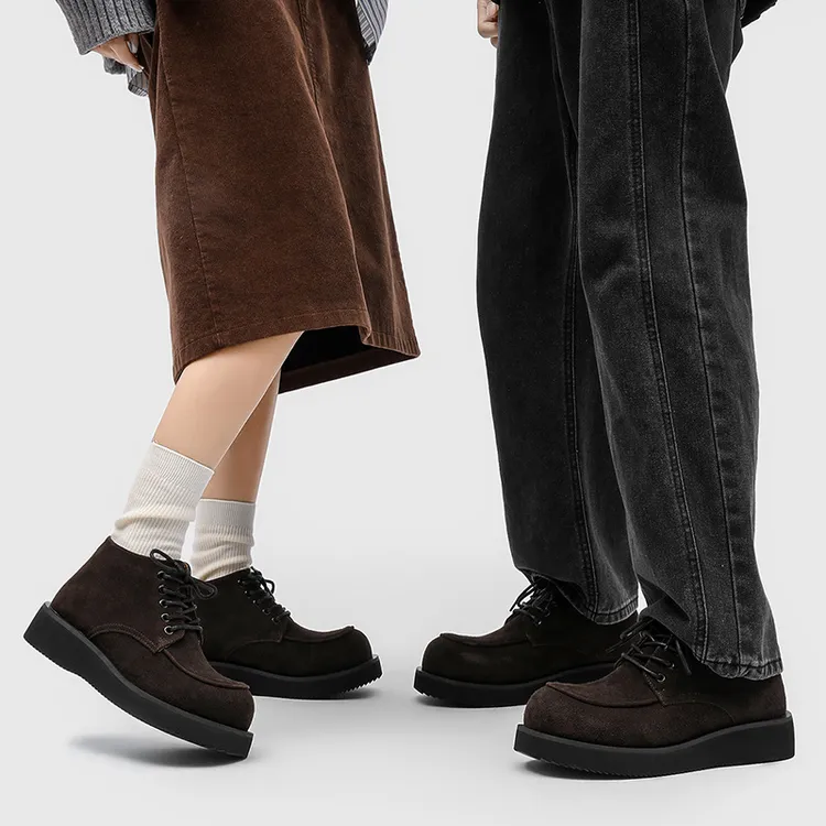 大黄鞋靴子爆款鞋子加绒英伦风厚底黑色低帮户外百搭靴马丁靴秋