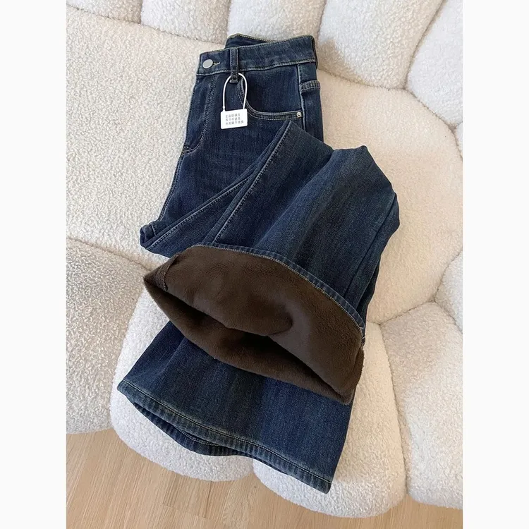 雪千羽深蓝色加绒加厚微喇牛仔裤女秋冬2025新款高腰不贴腿喇叭裤