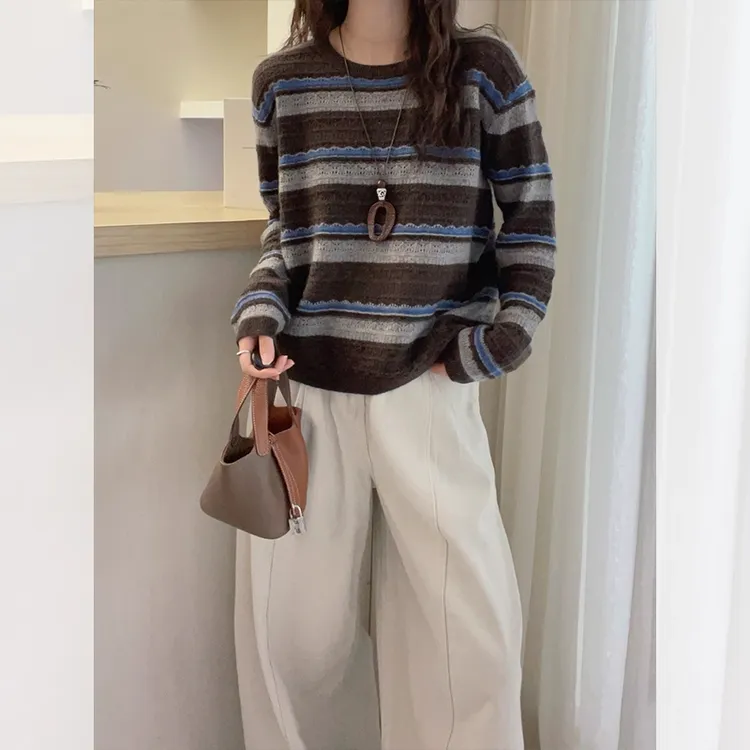 复古慵懒风条纹长袖针织衫女秋季新款胖mm宽松显瘦百搭软糯毛衣女