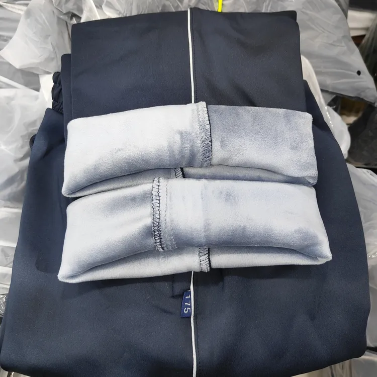 藏青一条杠反光条加绒校服裤