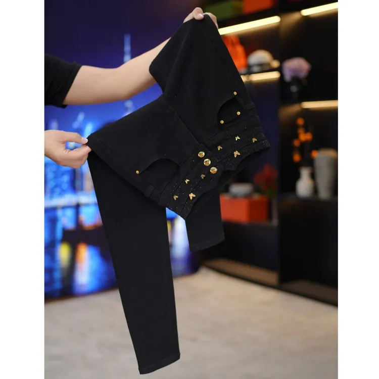 【小黑裤】2026春季新款时尚百搭显瘦高腰四面弹气质牛仔裤女小脚裤