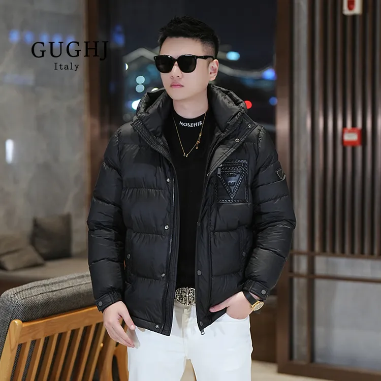 2025冬季新款男士潮牌纯色连帽羽绒服潮流休闲百搭加厚保暖外套