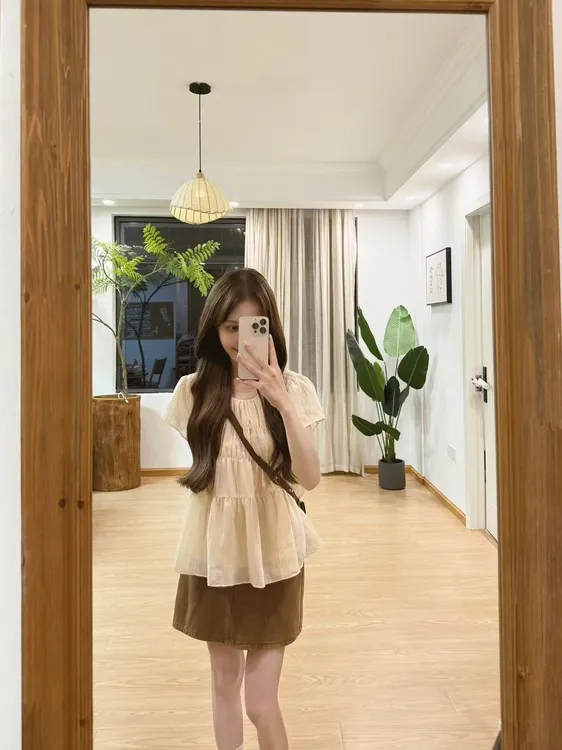 法式减龄纯欲高级感短袖衬衫2025夏季新款高腰显瘦半身裙两件套装