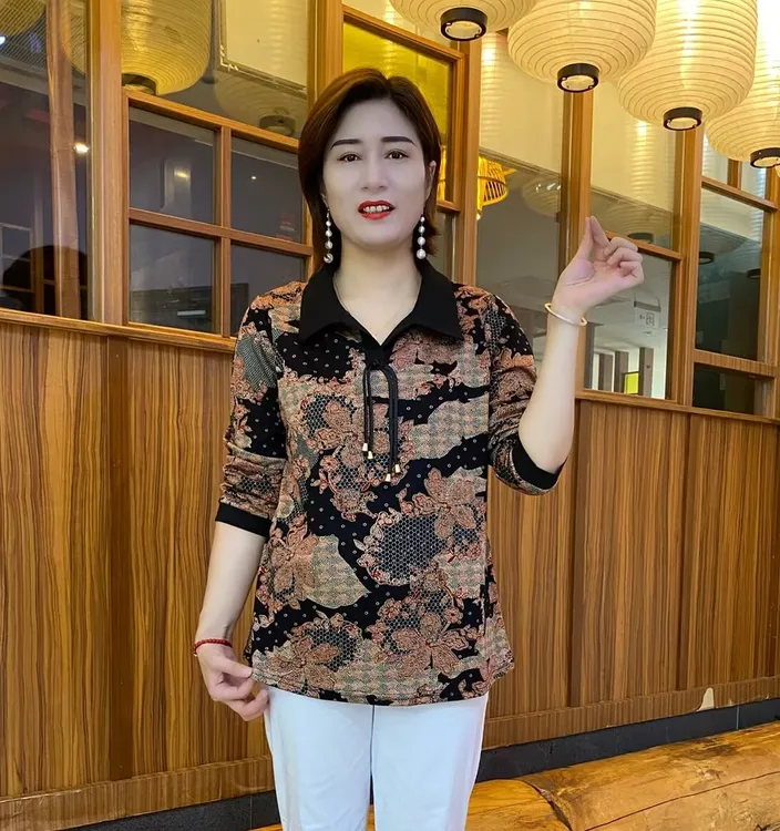 秋季新款洋气显瘦小衫时尚中老年女装百搭气质减龄洋气衫