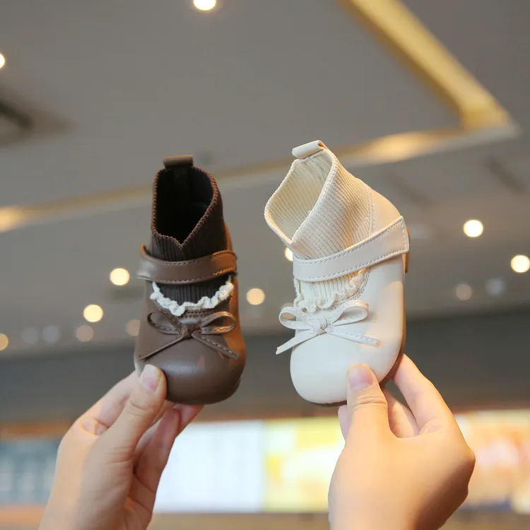 秋冬季女宝宝鞋子加绒1一2岁保暖小童短靴子婴儿二棉鞋软底学步鞋