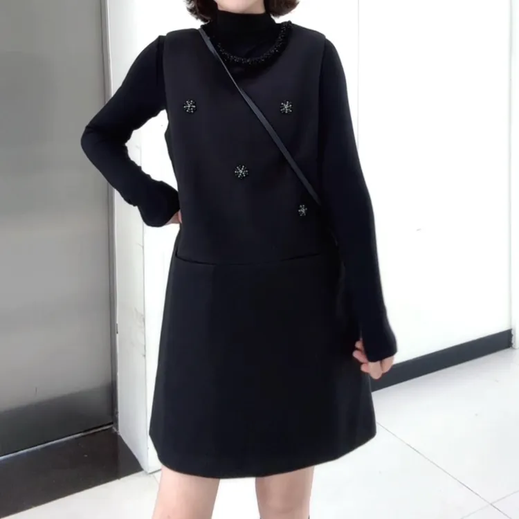 楠楠冬季新款小香风时尚重工手缝钉珠显瘦遮肉减龄中长裙俩件套