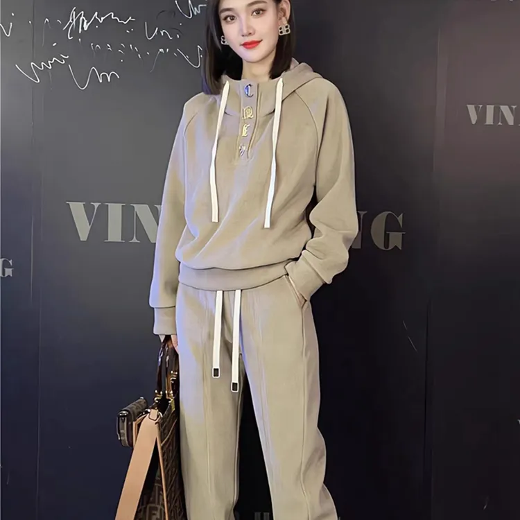 2025春秋季新款设计感小众时尚宽松卫衣卫裤休闲运动服两件套女装