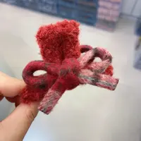 P681蝴蝶结红色长不大抓夹