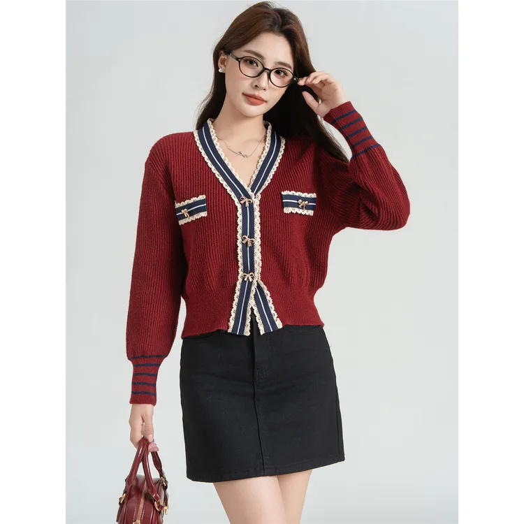 显瘦小香风拼接撞色V领加厚保暖针织开衫竖坑条毛衣外套上衣