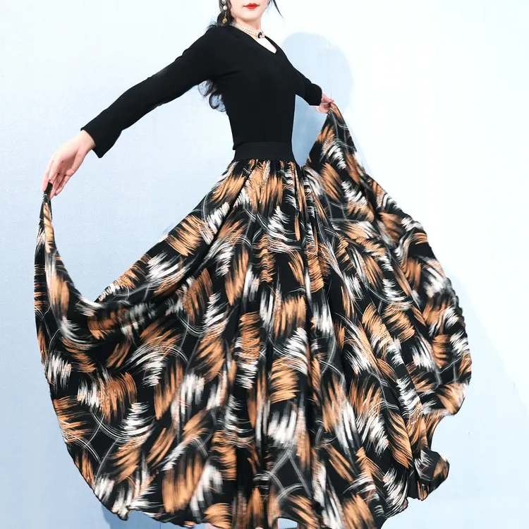 720度长款大摆裙民族风大码女显瘦新疆舞垂感气质休闲跳舞半身裙