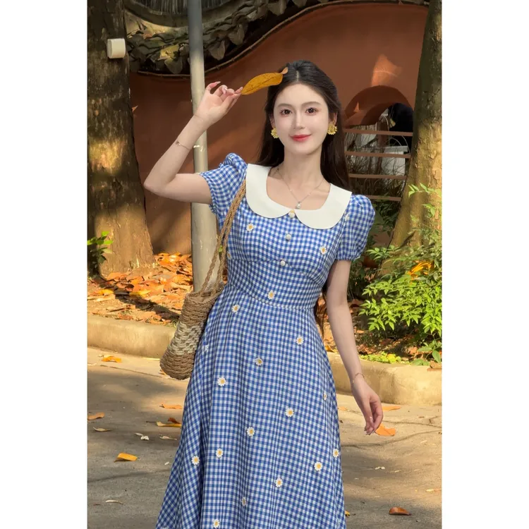 【蓝色垦丁】LiLi法式度假风格纹花花蓝色夏季显白连衣裙XMZH7140