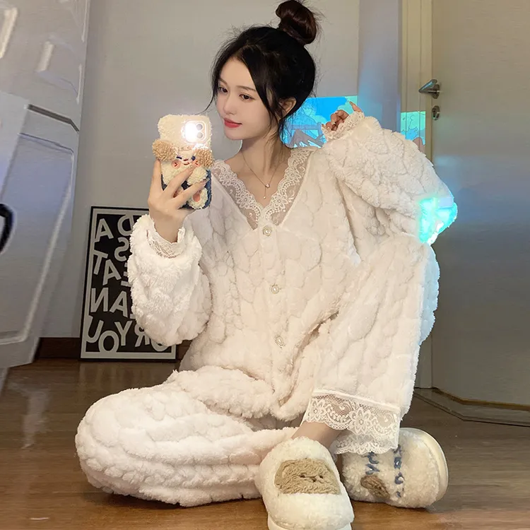 【秋冬暖暖】新款提花长毛绒蕾丝拼接睡衣女士加绒可外穿家居服套装