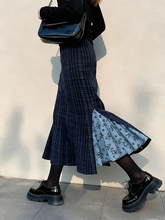 冬天配大衣的裙子重要场合漂亮高腰气质蓝色印花拼接鱼尾半身裙女