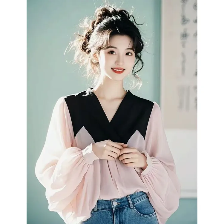 2025新款春季内搭上衣气质轻熟时尚高级小香风粉色拼接V领衬衫女