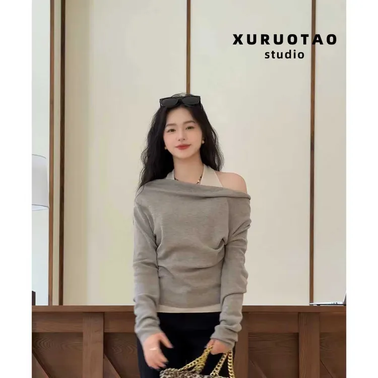 XURUOTAO【温柔际遇】巴素兰羊毛露肩设计燕麦灰色假两件上衣 T5692