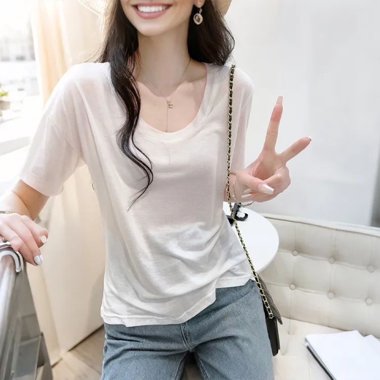 白色低圆领天丝短袖面膜T恤女夏季新款休闲垂感薄款微透韩系上衣