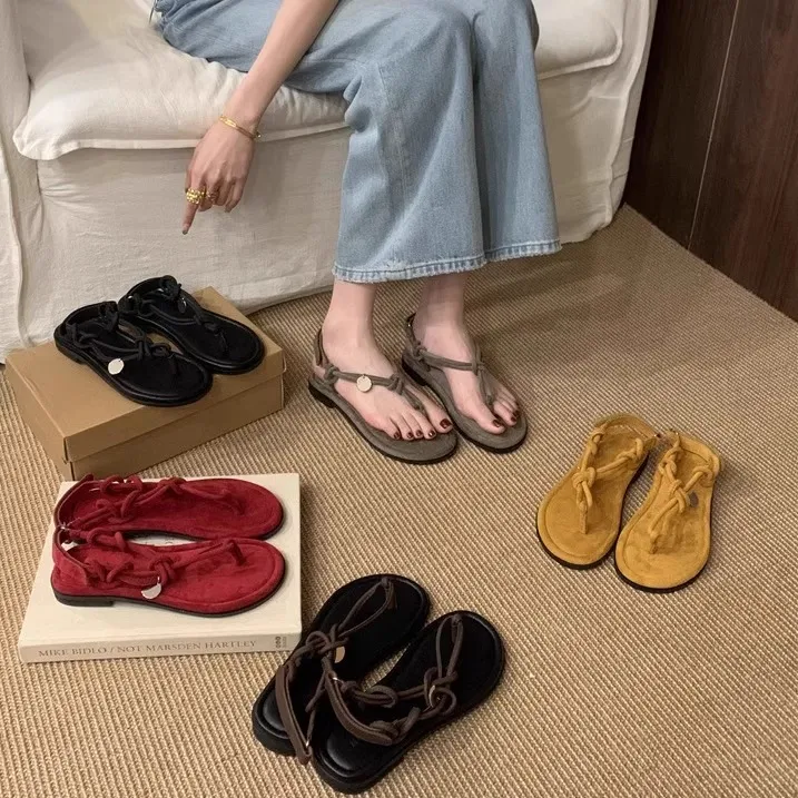 罗马鞋拖鞋女2025夏季外穿新款凉鞋一字带休闲度假平底夹趾沙滩鞋