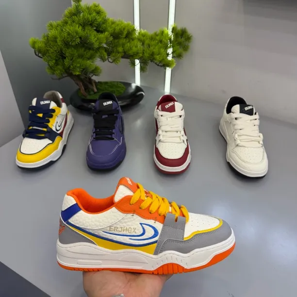 2026春季新款时尚男鞋舒适百搭休闲板鞋痞帅潮流男士帅气小板鞋