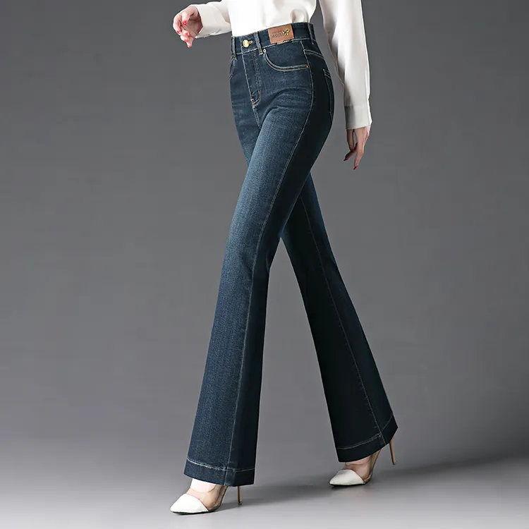 拉夏贝尔复古百搭微喇牛仔裤女秋季新款时尚显瘦休闲直筒喇叭裤